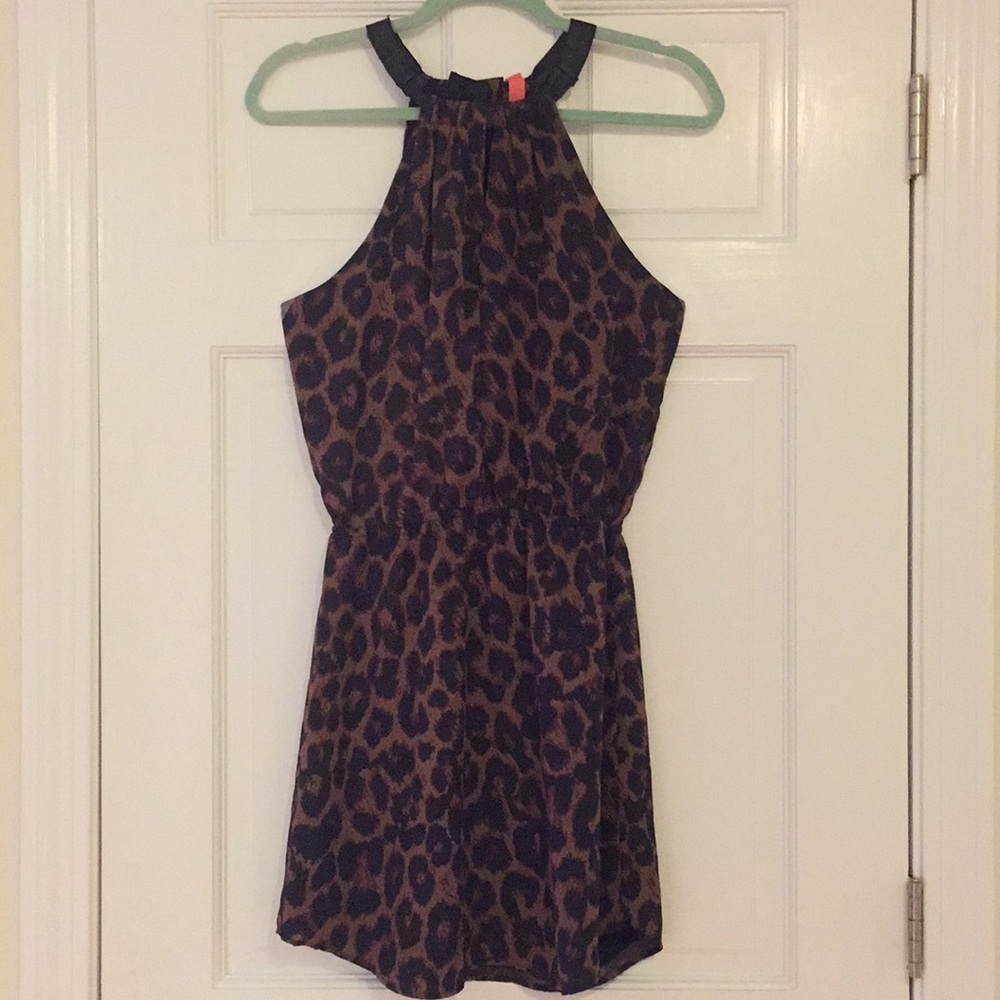 NWT 🐆 eight sixty Leopard halter dress Size S
